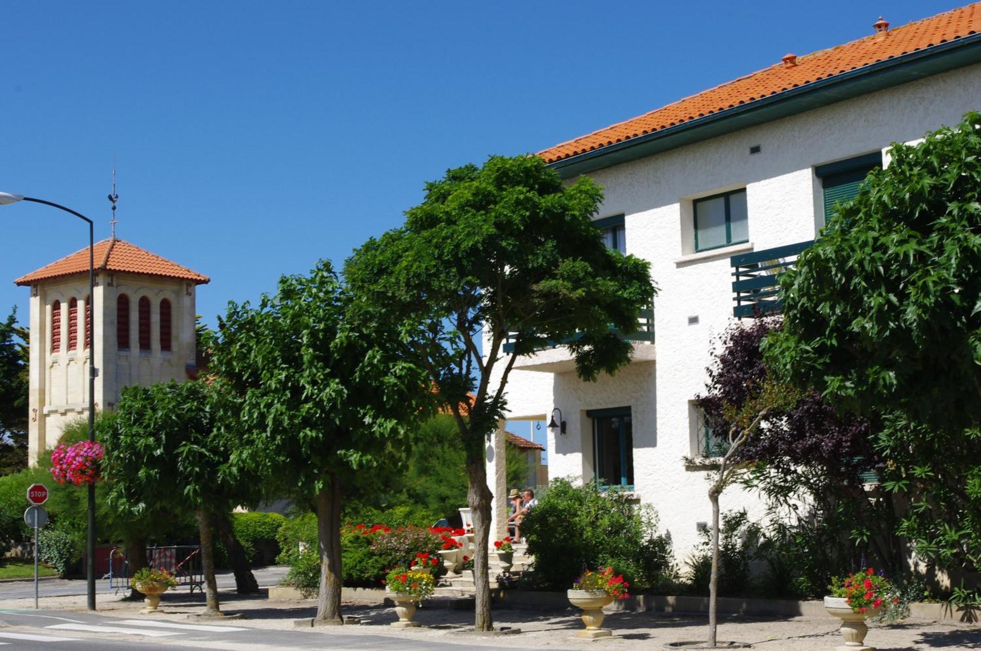 Hotel Des Pins Soulac-sur-Mer Exterior foto