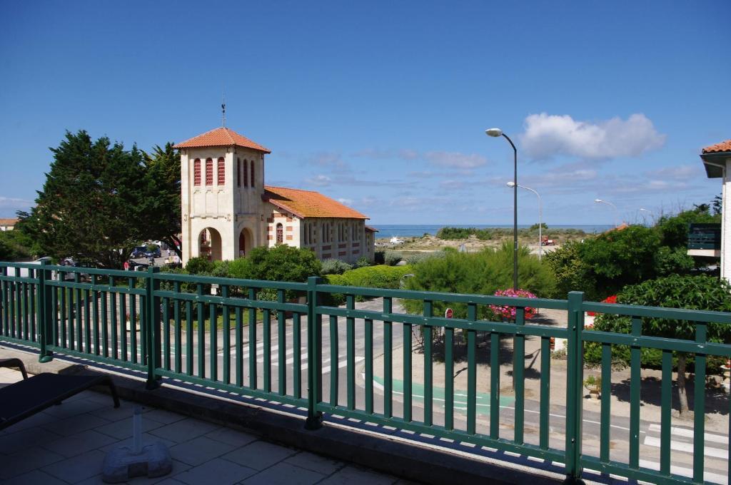 Hotel Des Pins Soulac-sur-Mer Exterior foto